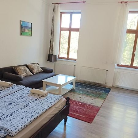 Sarahome1 Szeged Kültér fotó